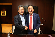 홍준표 당 대표, 조셉 윤 前 미 국무부 대북정책특별대표 면담