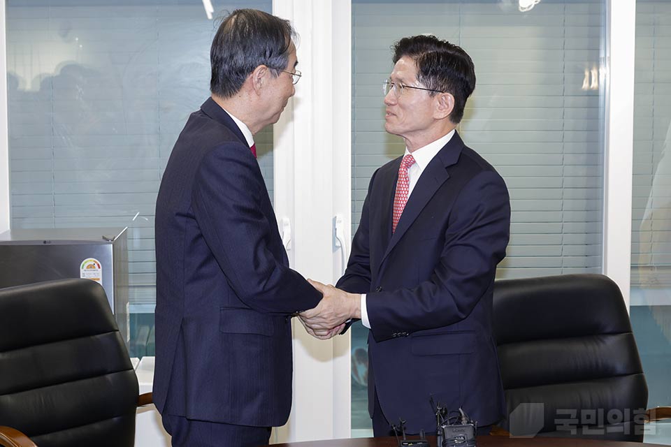 김문수 대통령 후보, 한덕수 후보 접견